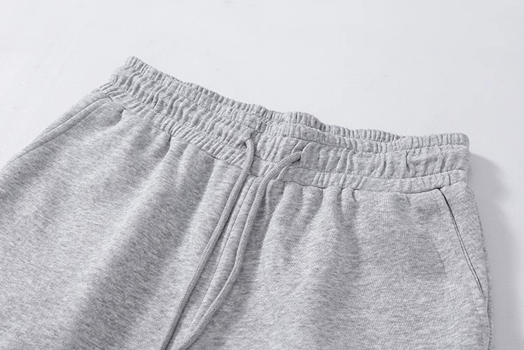 GREY CARGO SWEATPANTS