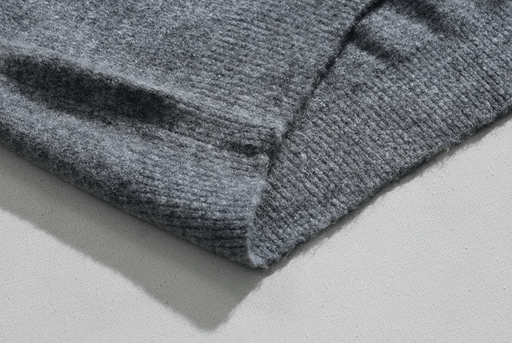 GREY KNITTED PULLOVER