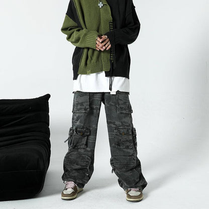 DARK MILITARY CAMO CARGO PANTS